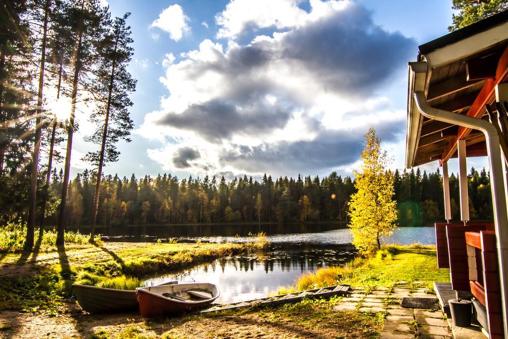 Lomaperkkioe Cottages Kajaani Room photo