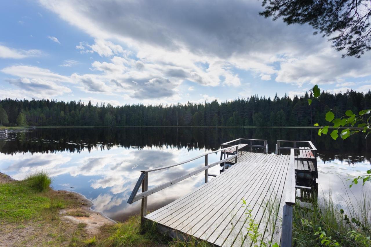 Lomaperkkioe Cottages Kajaani Exterior photo