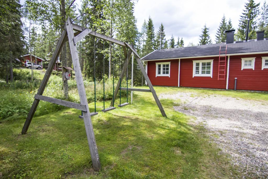 Lomaperkkioe Cottages Kajaani Exterior photo