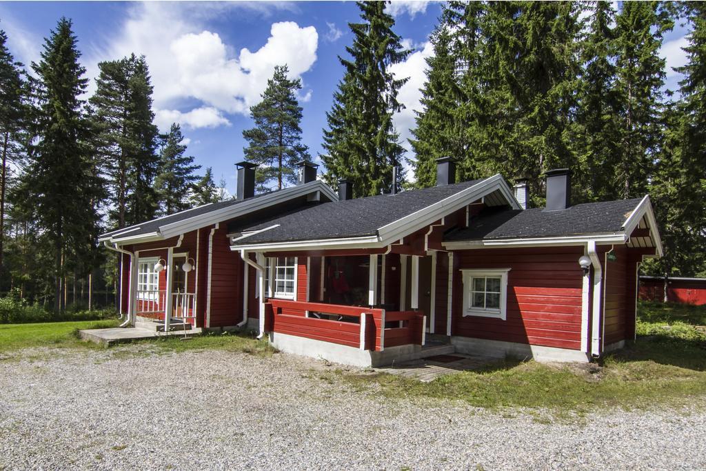 Lomaperkkioe Cottages Kajaani Exterior photo