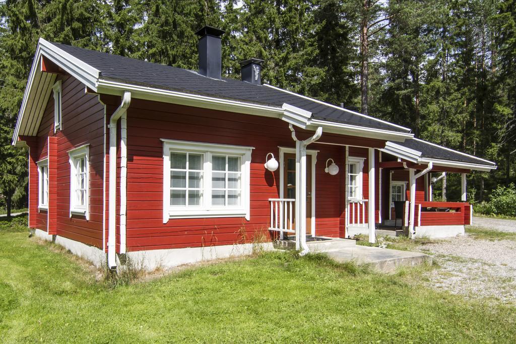 Lomaperkkioe Cottages Kajaani Exterior photo
